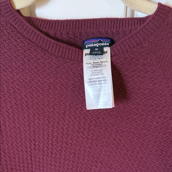 Patagonia Men's Capilene Lightweight Air Maroon Crewneck Sweater - Picture 7 of 9